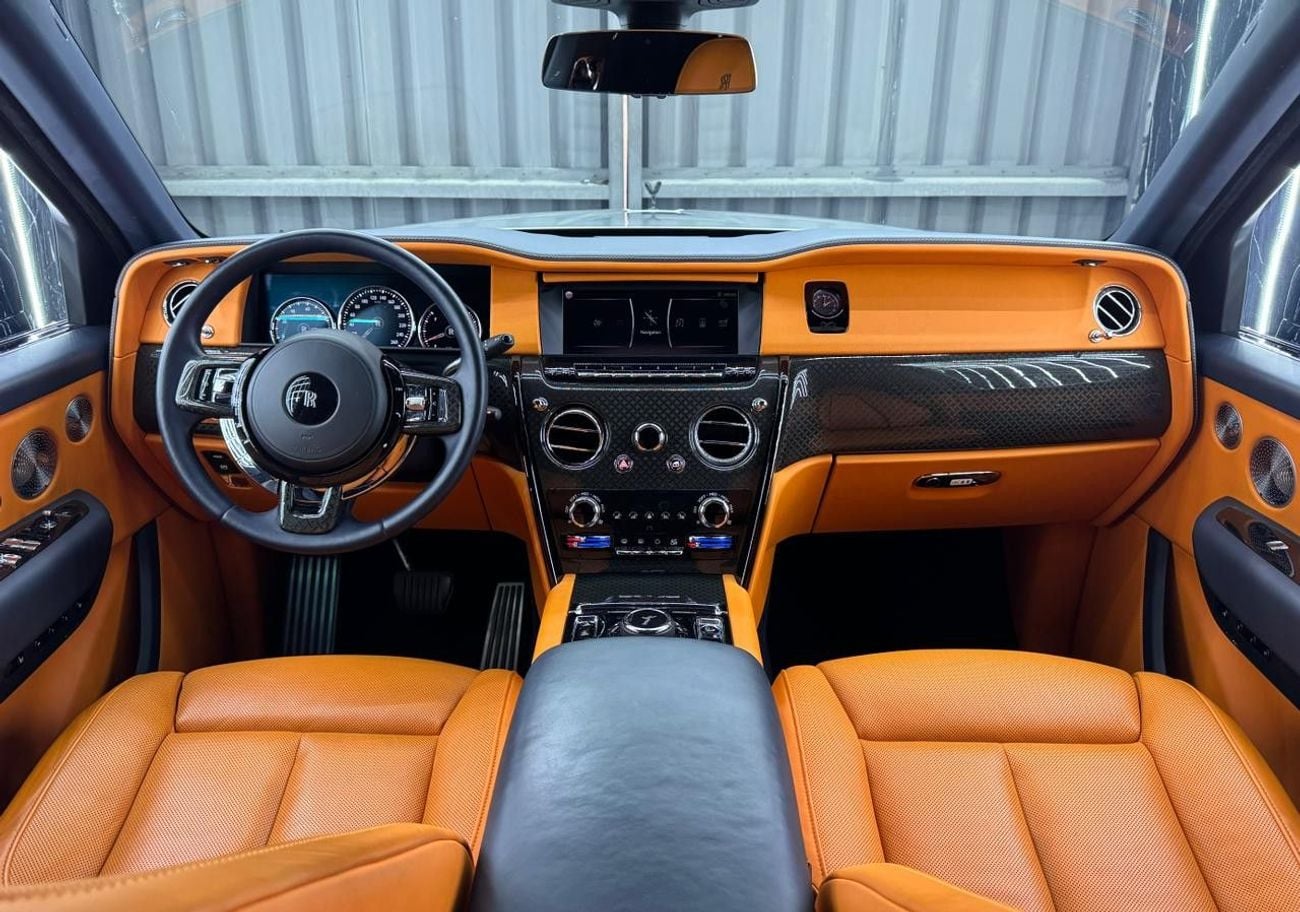 رولز رويس كولينان Black Badge 6.75L, V12, 8-Speed Automatic, AWD