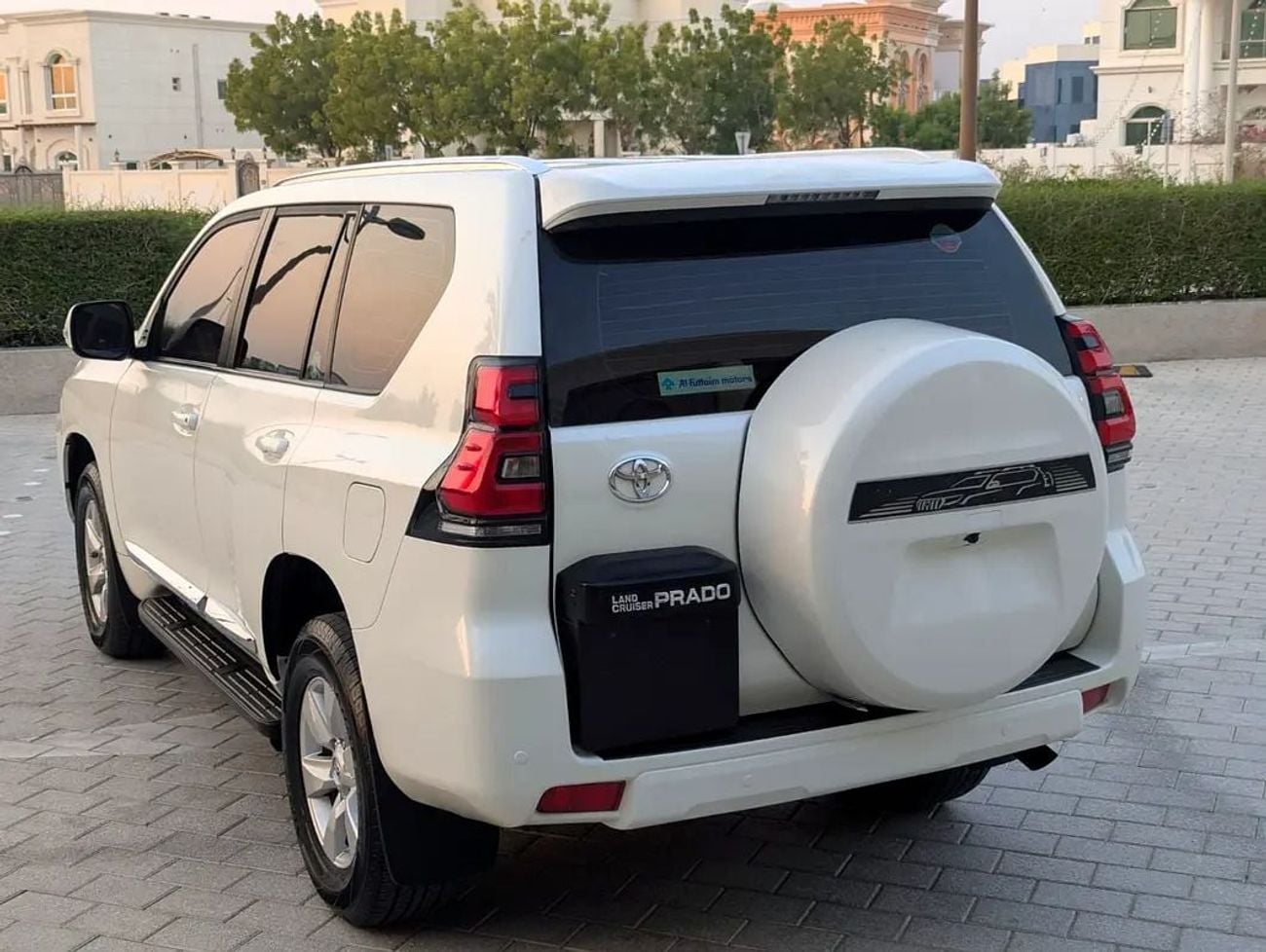 تويوتا برادو EXR مواصفات خليجية، محرك V6 سعة 4.0 لتر، حالة داخلية وخارجية ممتازة