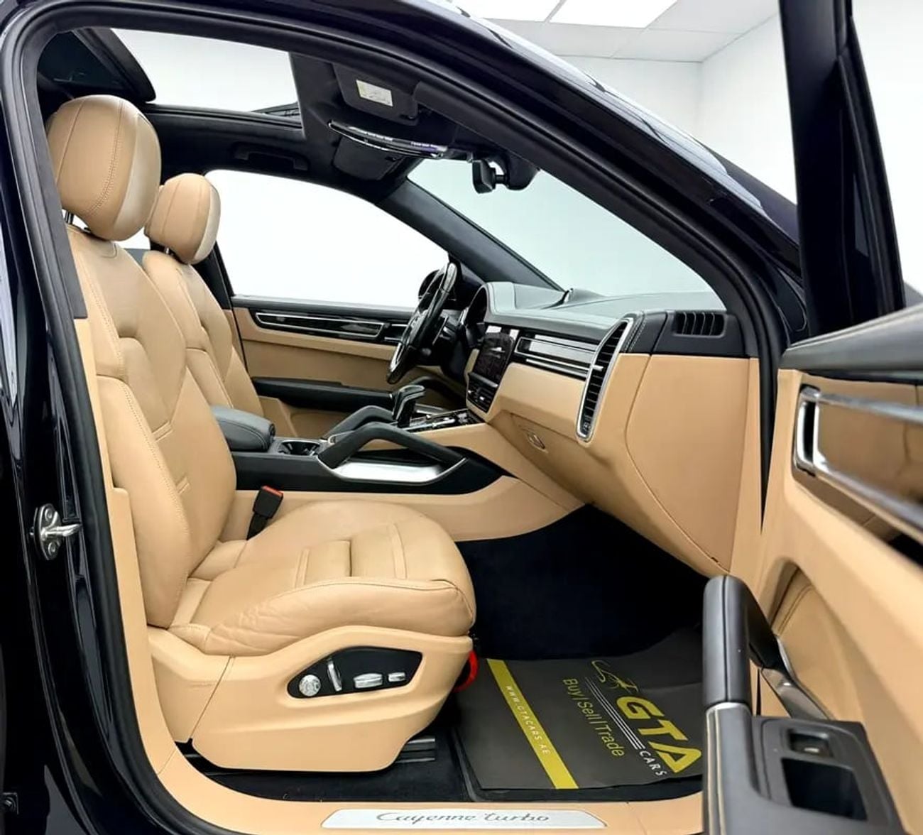 Porsche Cayenne Turbo, Full Service History, Fully Loaded, Excellent Condition, GCC