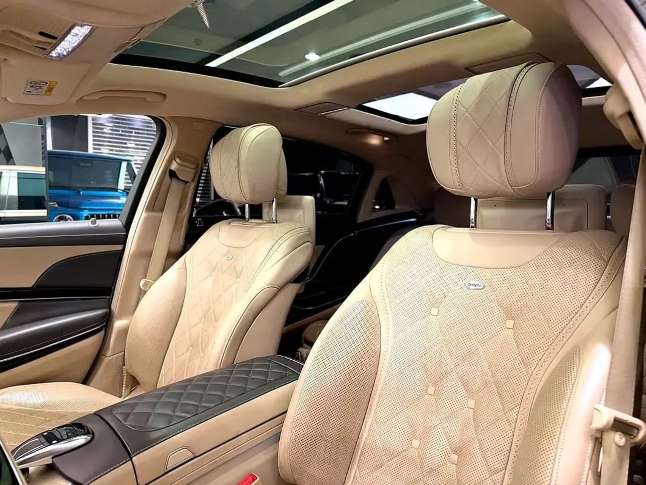 مرسيدس مايباخ s600 مايباخ S600 - Japanese Specs - Pristine Condition
