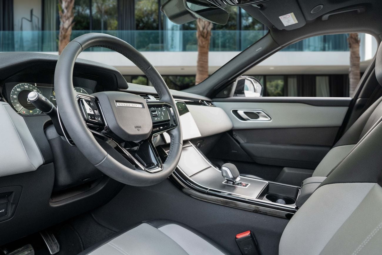 لاند روفر رينج روفر فيلار Range Rover R- Dynamic SE P250 | 4,407 P.M | 0% Downpayment | Land Rover Range Rover Velar R-Dynamic