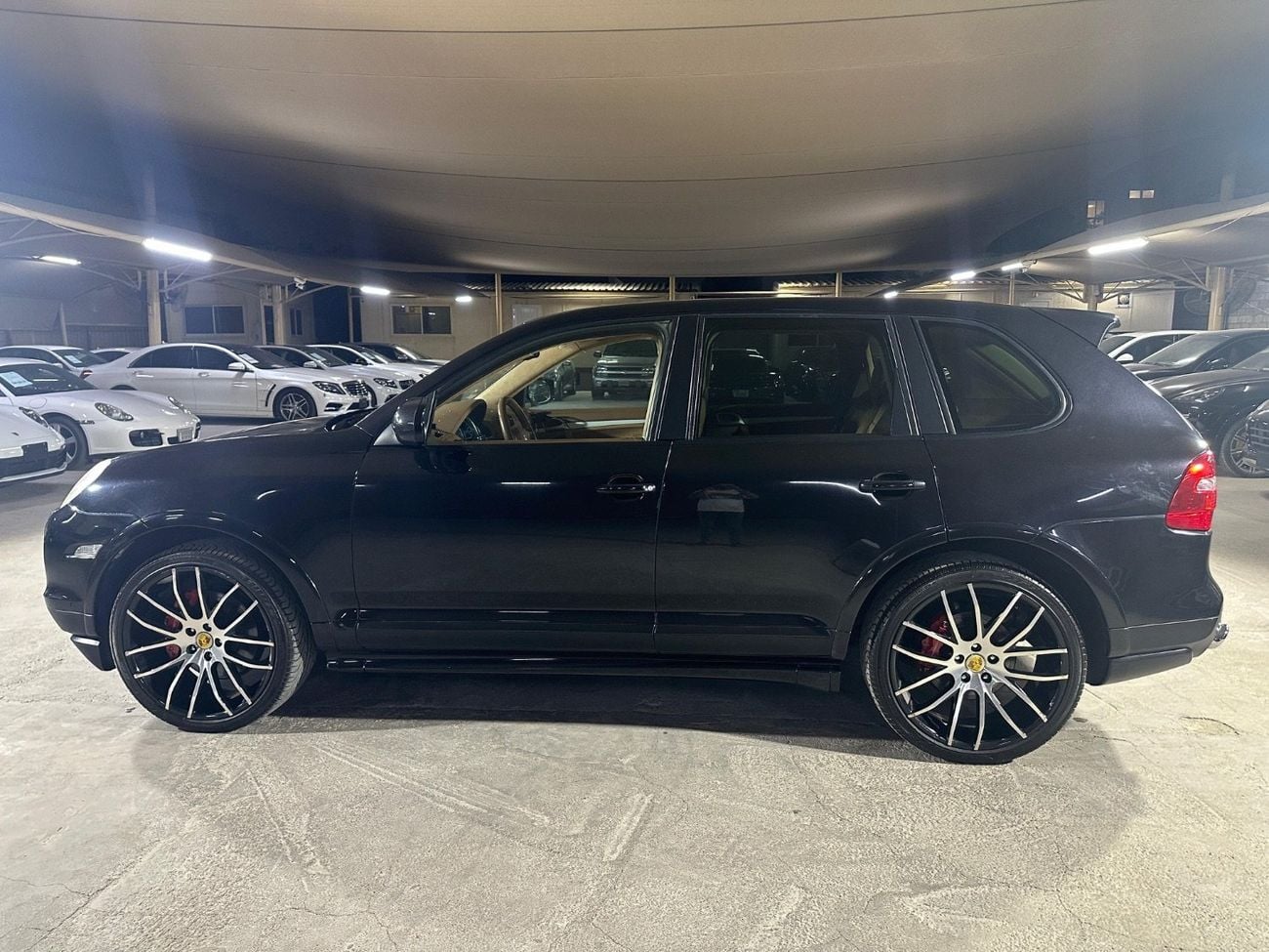 Porsche Cayenne GTS | SUNROOF | TWO KEYS | HALF ALCANTARA LEATHER BEIGE SEATS
