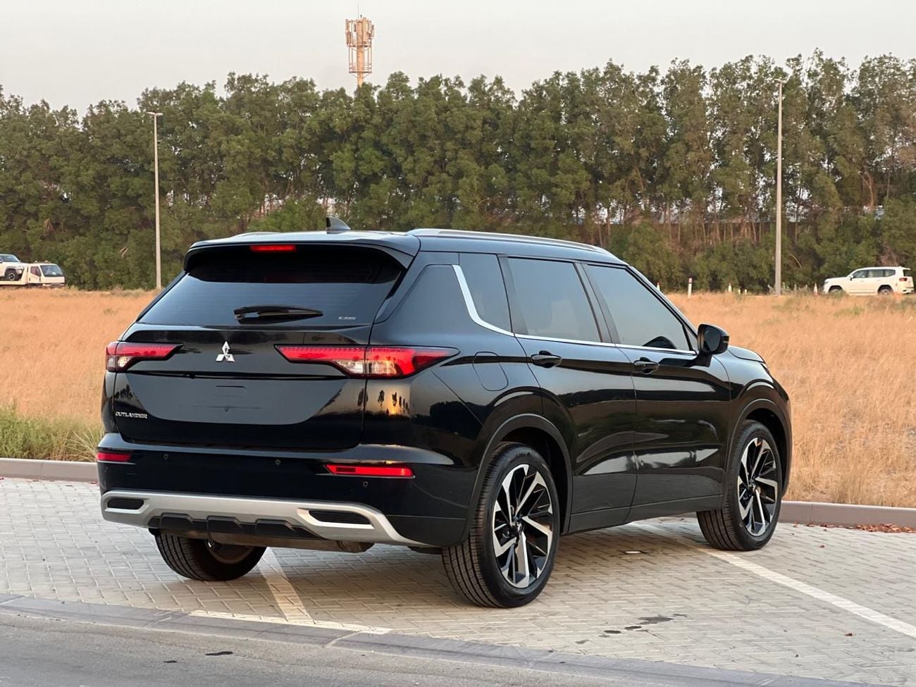 Mitsubishi Outlander GLX HIGHLINE