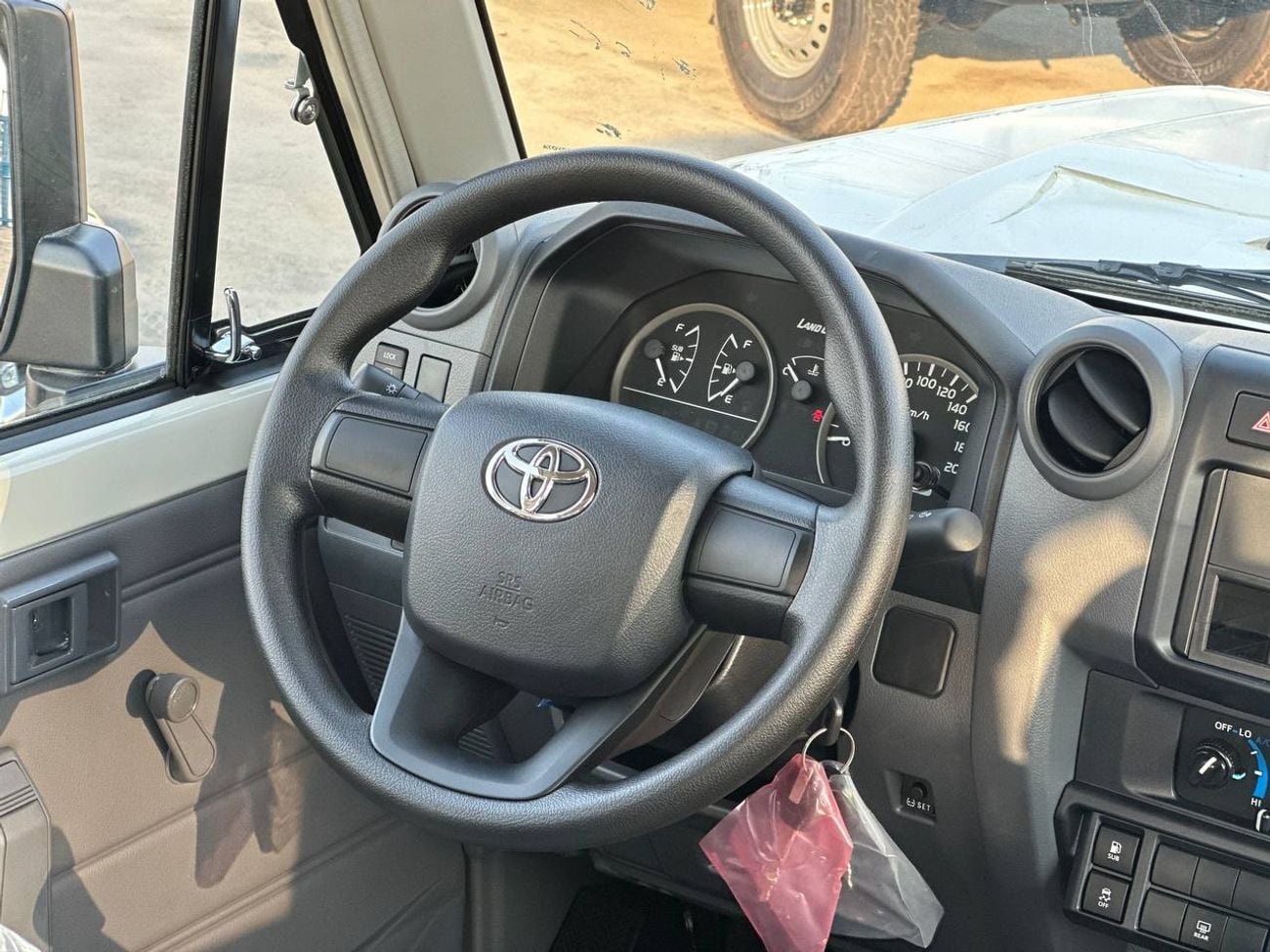تويوتا لاند كروزر 70 LC 78 2.8L DSL M/T