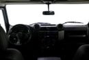 Land Rover Defender !! || GCC Specs || Manual || Super clean