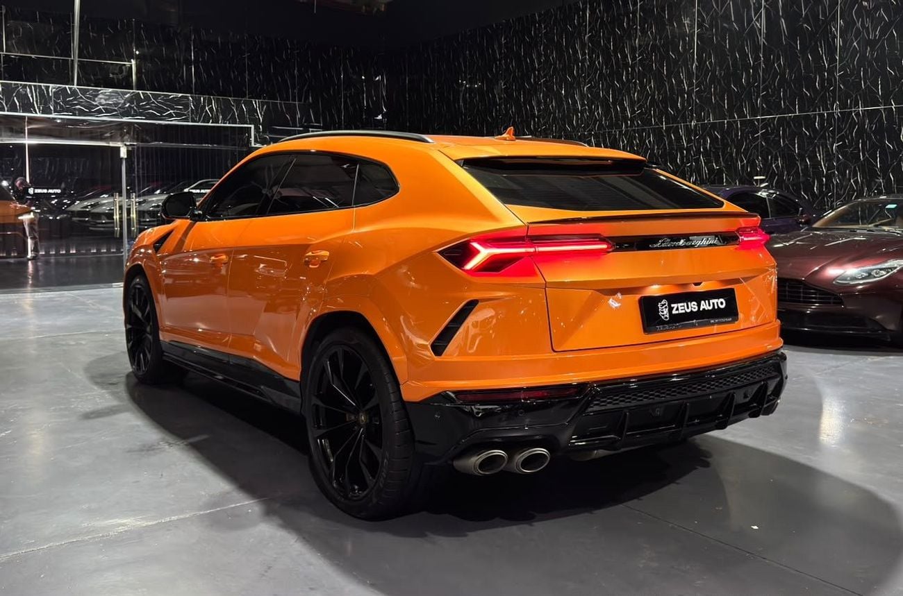 Lamborghini Urus STD