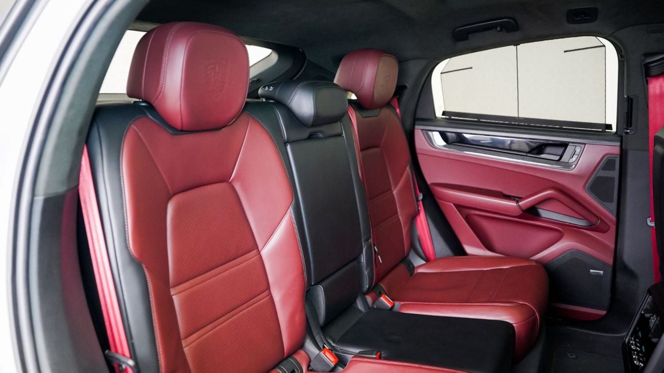 Porsche Cayenne GTS