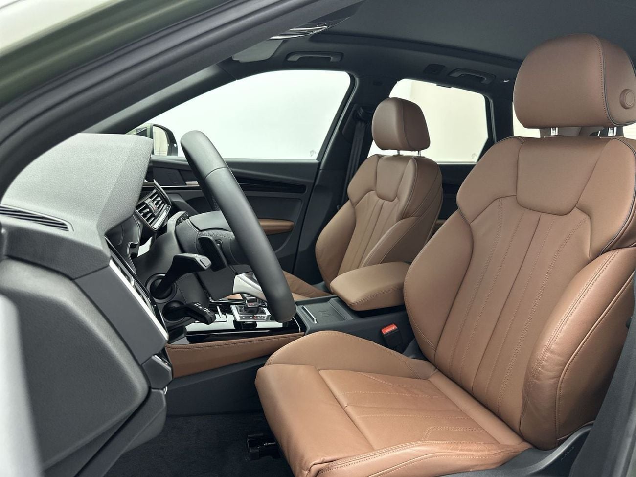 Audi Q5 45 TFSI S-LINE quattro 249hp (Ref# 04832)