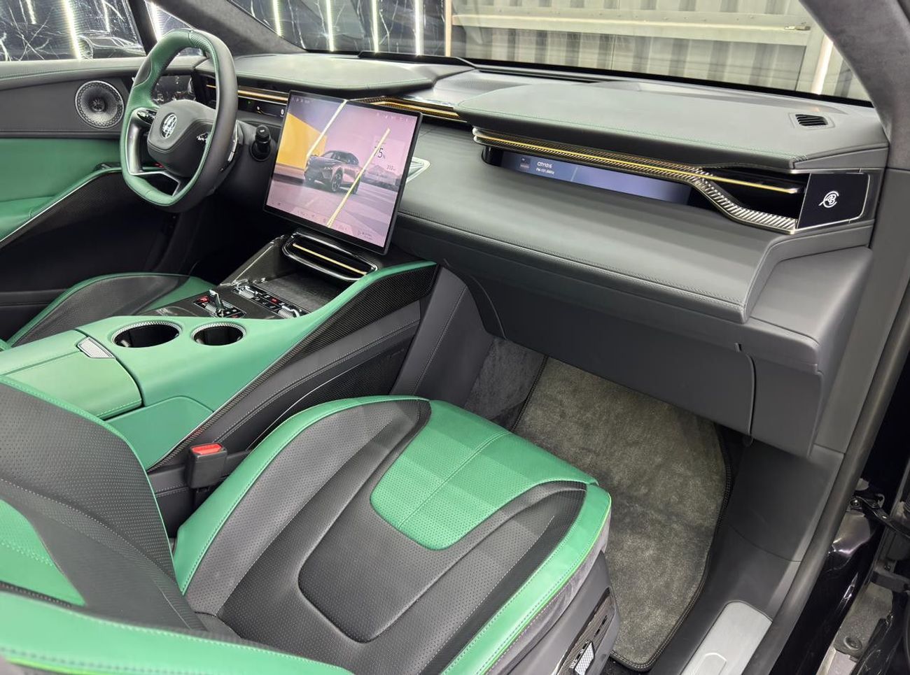 Lotus Eletre STANDARD
