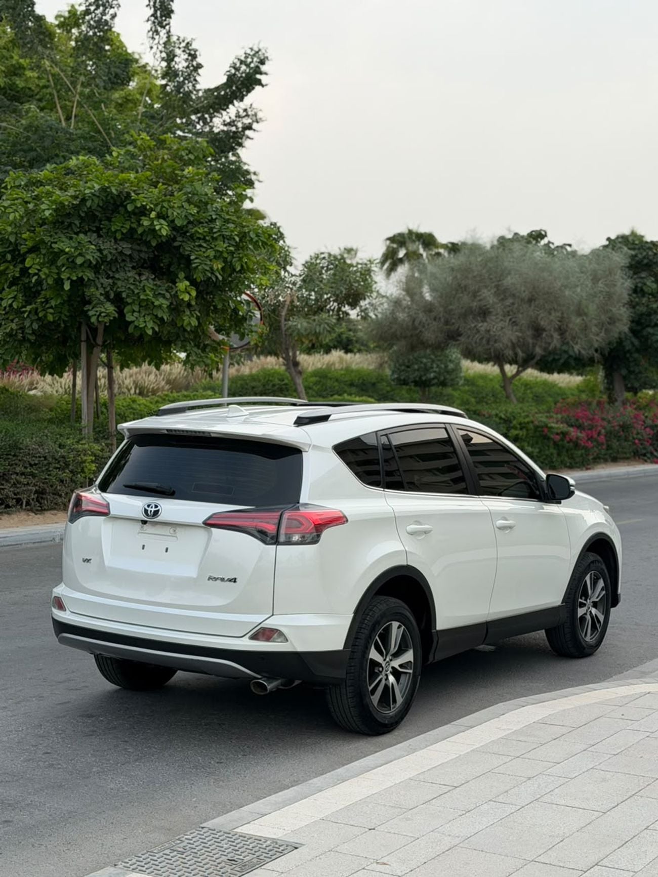 تويوتا راف ٤ VX