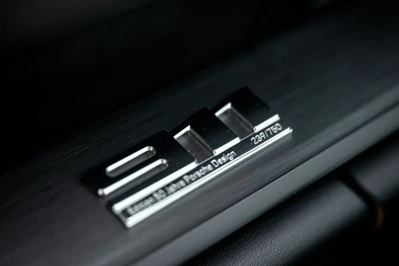 Porsche 911 TARGA 4GTS 992.1 Edition 50 Years Design | 239/750 | GCC