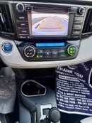 Toyota RAV4 XLE RAV4 XLE HV 4X4