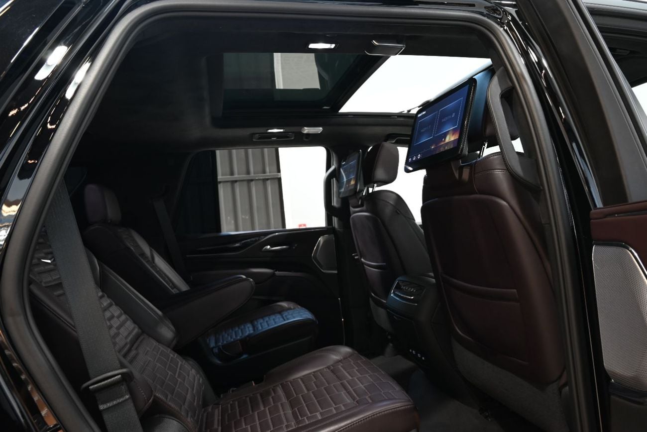 Cadillac Escalade SPORT PLATINUM 2024 Cadillac Escalade Sport Platinum, 8/2028 Cadillac Warranty And Service Pack, GCC
