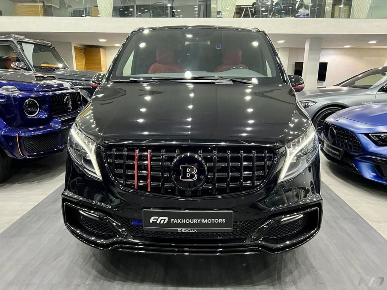 Mercedes Benz V 250 AVANTGARDE/E VIP BUSINESS VAN – FULL LUXURY OPTION | BRAND NEW | GCC | 2023 ORIGINAL BRABUS BODY KIT WITH CERTIF
