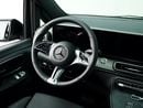 Mercedes Benz V300 AVANTGARDE Dealer WARRANTY | GCC specs | V300 AVANGARDE