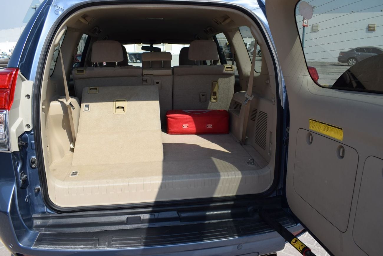 Toyota Prado TX-L Toyota Prado TXL 6 Cylinder, Model: 2011.