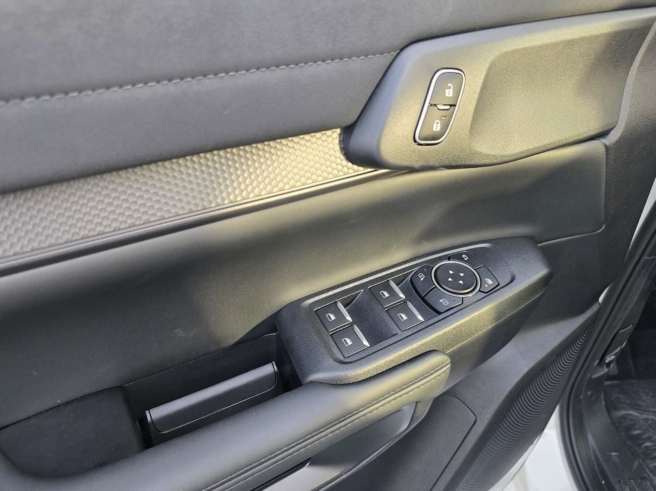 فورد رانجر RAPTOR Coming Soon FORD Ranger full Option 2.0l T A/T DIESEL 2025 MODEL