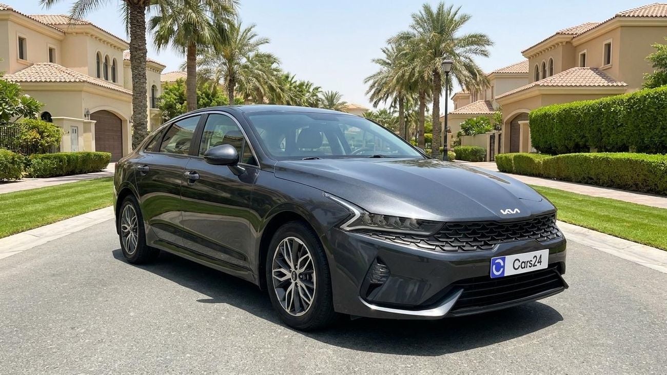 كيا K5 LX كارس24 هي سوق ضخم للسيارات المستعملة موثوق ومضمون ٪كارس24 هي سوق ضخم للسيارات المستعملة موثوق ومضمون