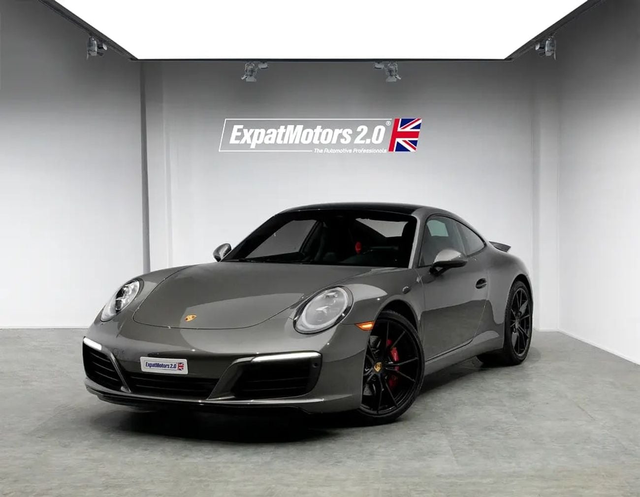 Porsche 911 CARRERA S 991.2 • Full Service History • American Spec