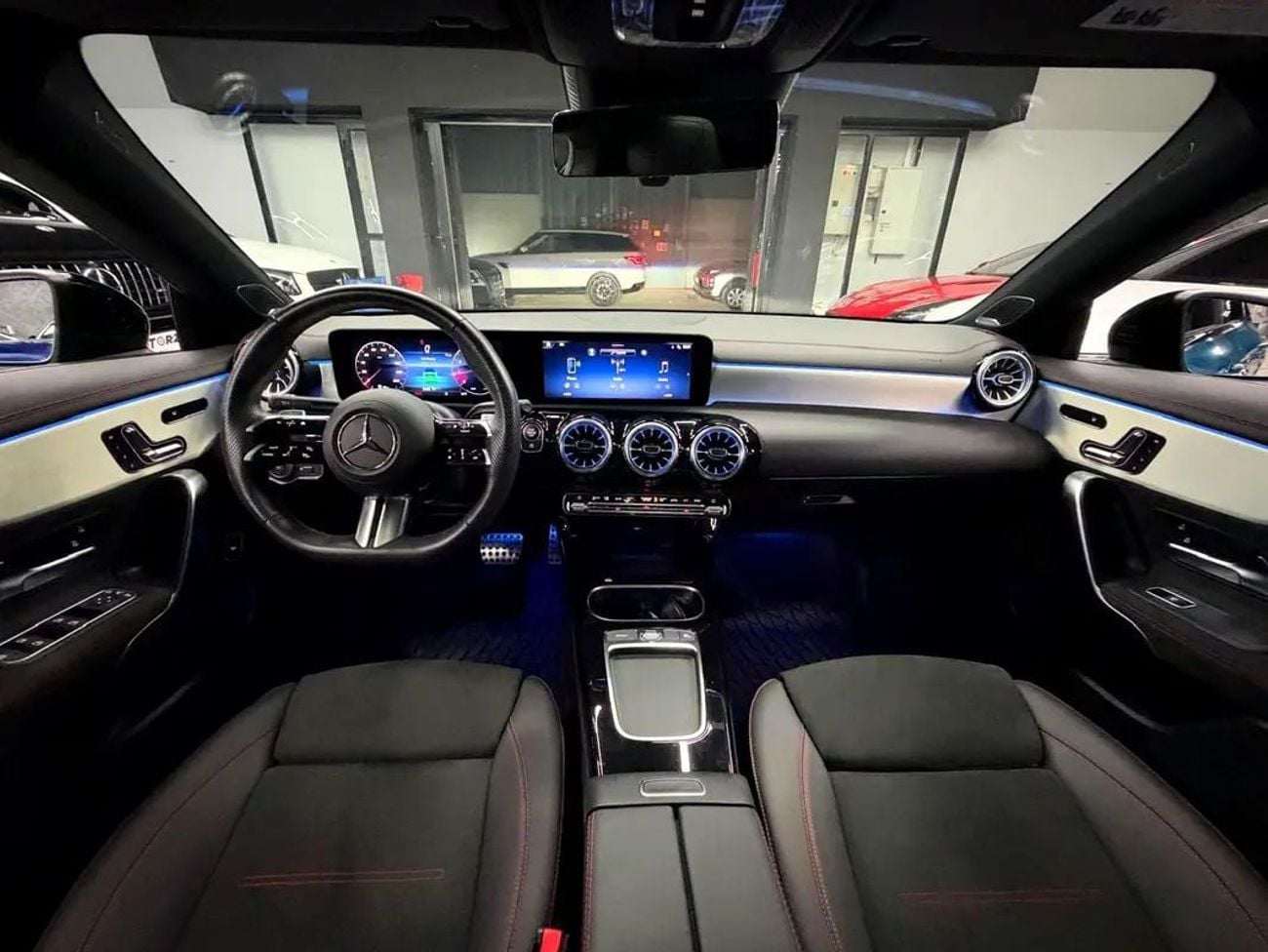 Mercedes Benz CLA250 PREMIUM