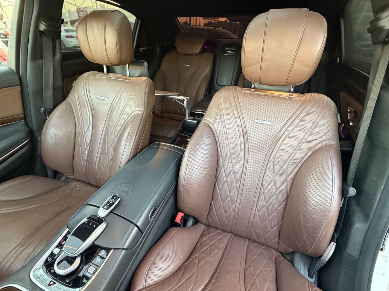 Mercedes Benz S63 AMG STANDARD