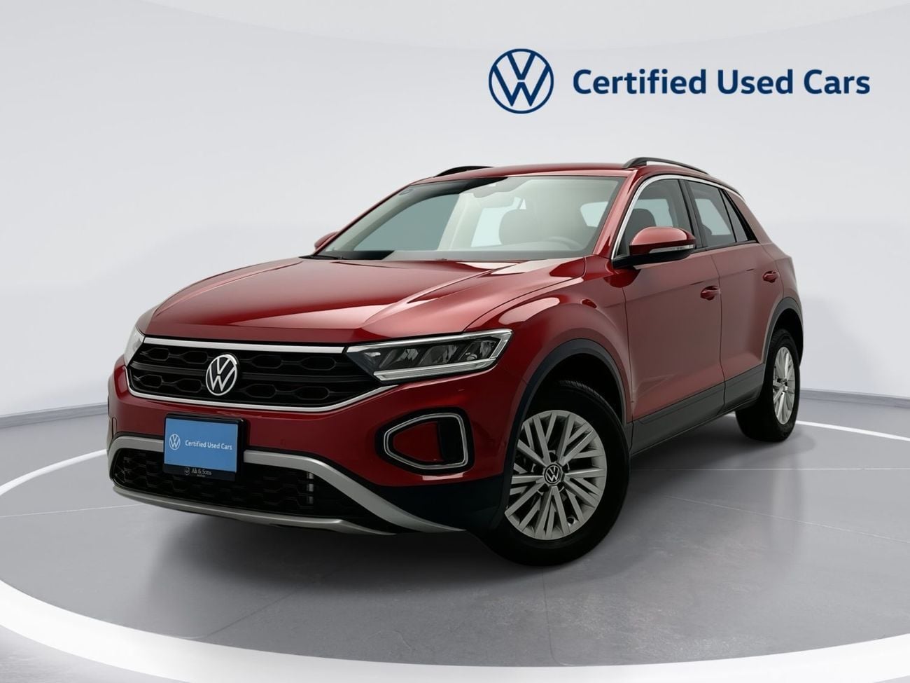 فولكس واجن T ROC LIFE with Camera 1.4L | LED Headlights & Smart Park Assist | GCC Specs
