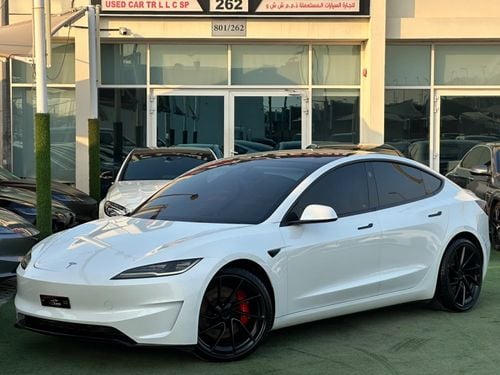 Tesla Model 3 PERFORMANCE
