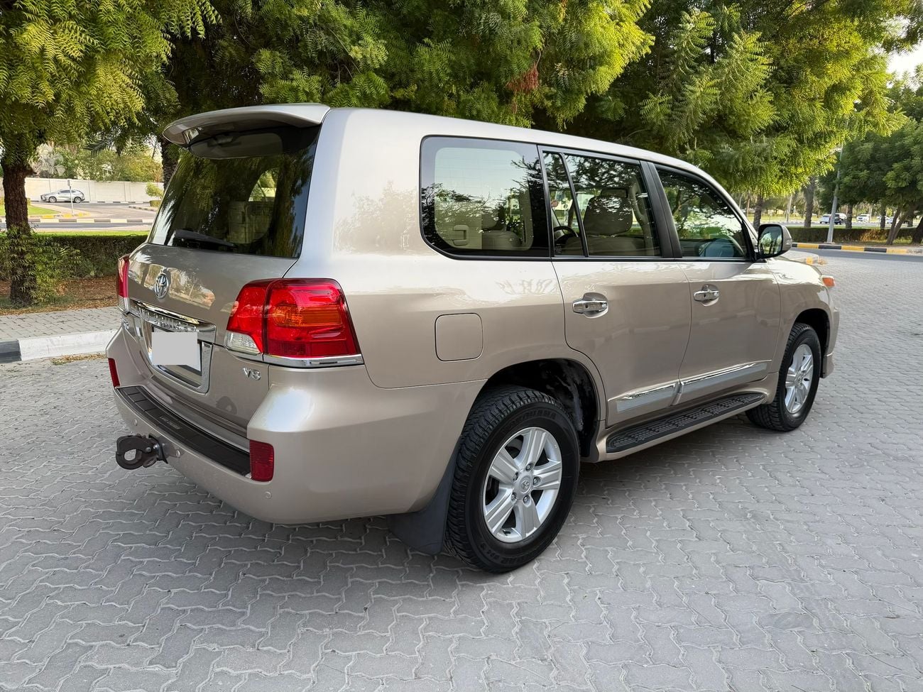 تويوتا لاند كروزر VXR
