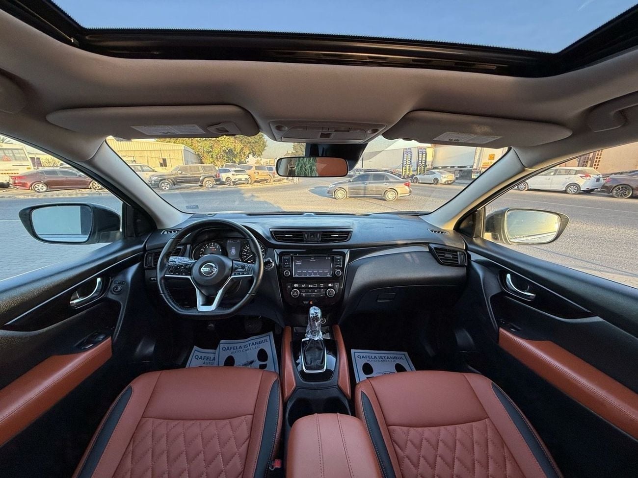 Nissan Qashqai MOONROOF FULL OPTION