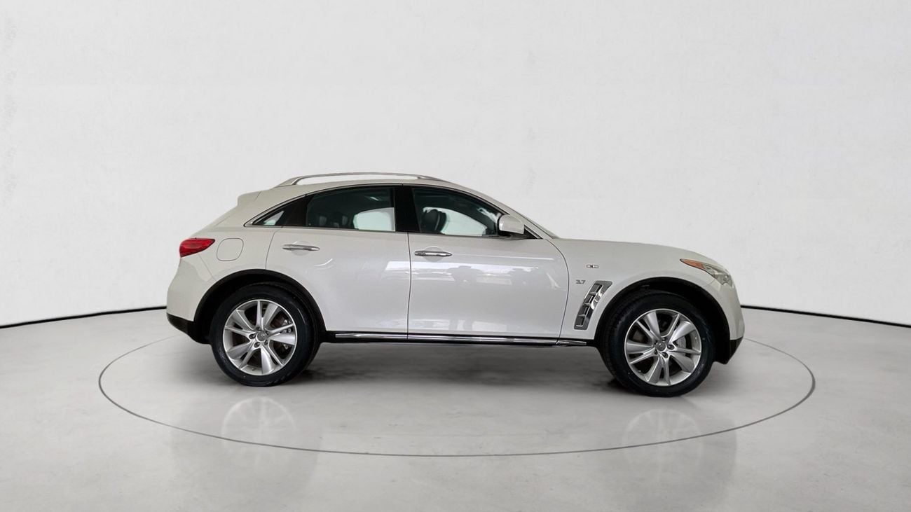 Infiniti QX70 LUXURY | Guaranteed Warranty | 0 Down Payment