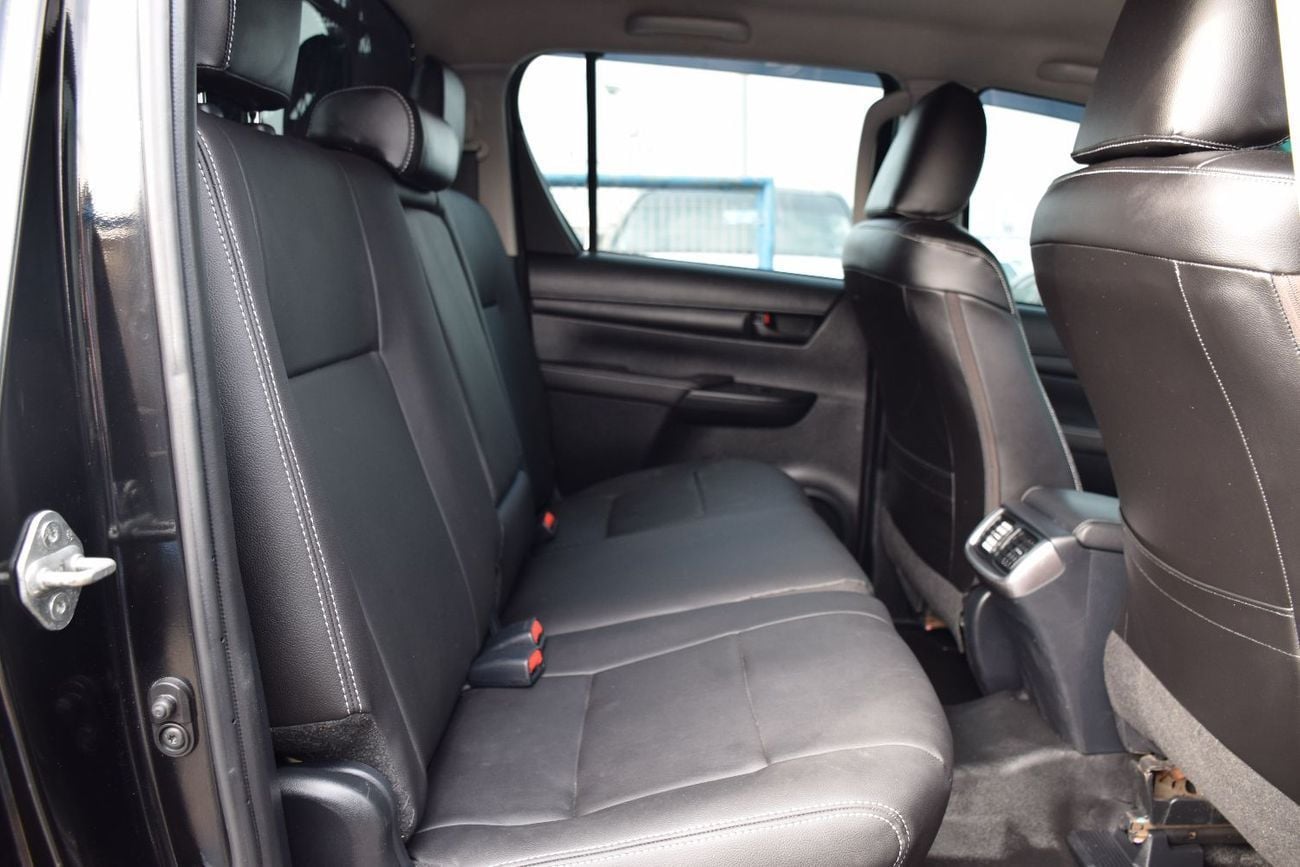 Toyota Hilux SGLX 4X4 Diesel 2.8L Right hand (Export Only)