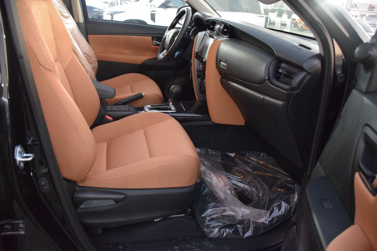 Toyota Fortuner SR5