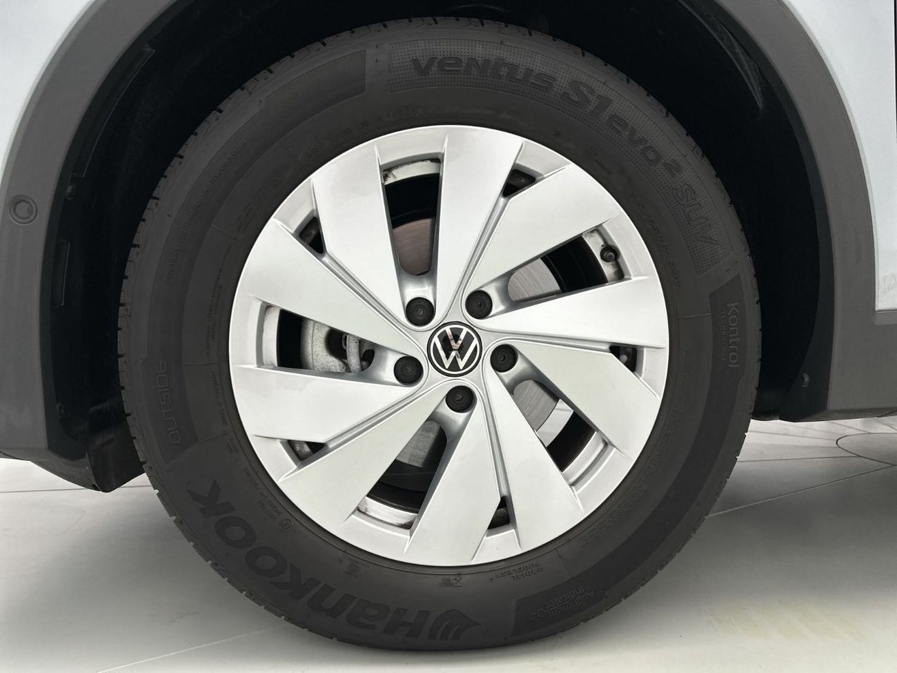 فولكس واجن تيجوان LIFE with Camera | 21,100 AED SAVINGS from New Car | All-New Generation Design | VW Certified