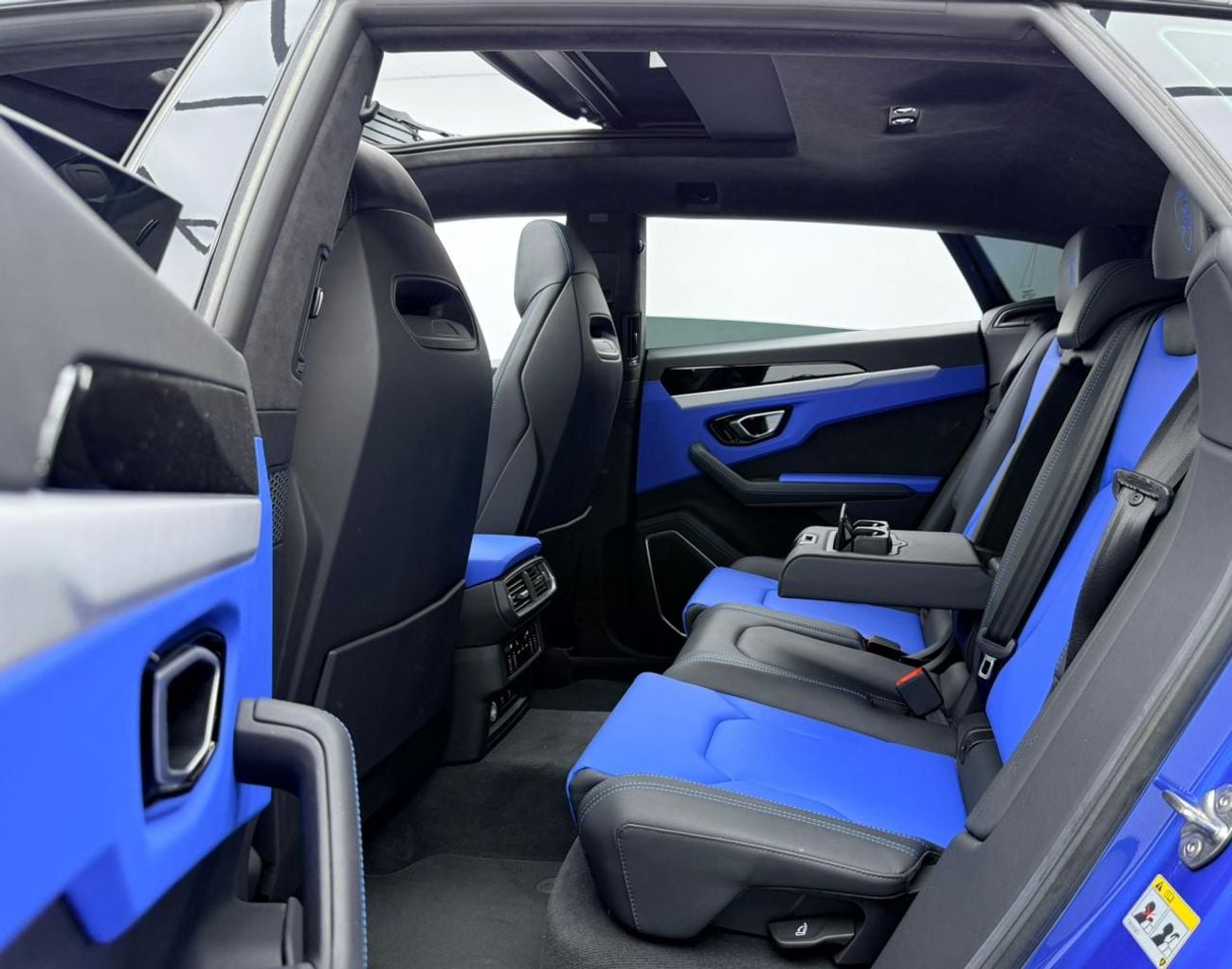 Lamborghini Urus STANDARD 2022 Lamborghini Urus, Warranty, Full Service History, Fully Loaded, Excellent Condition, Japanese