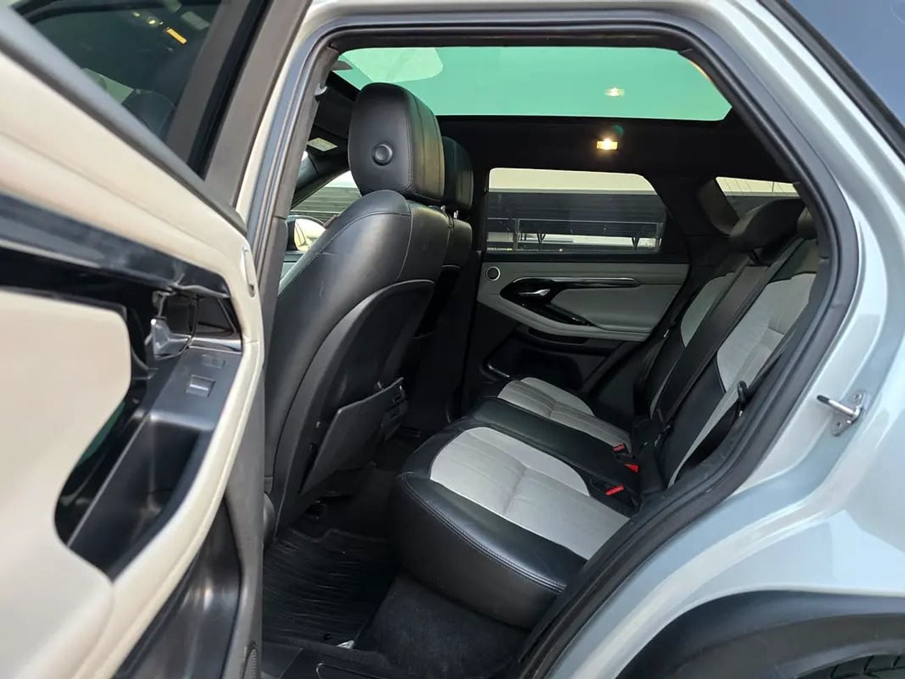 Land Rover Range Rover Evoque P250SE - American Specs