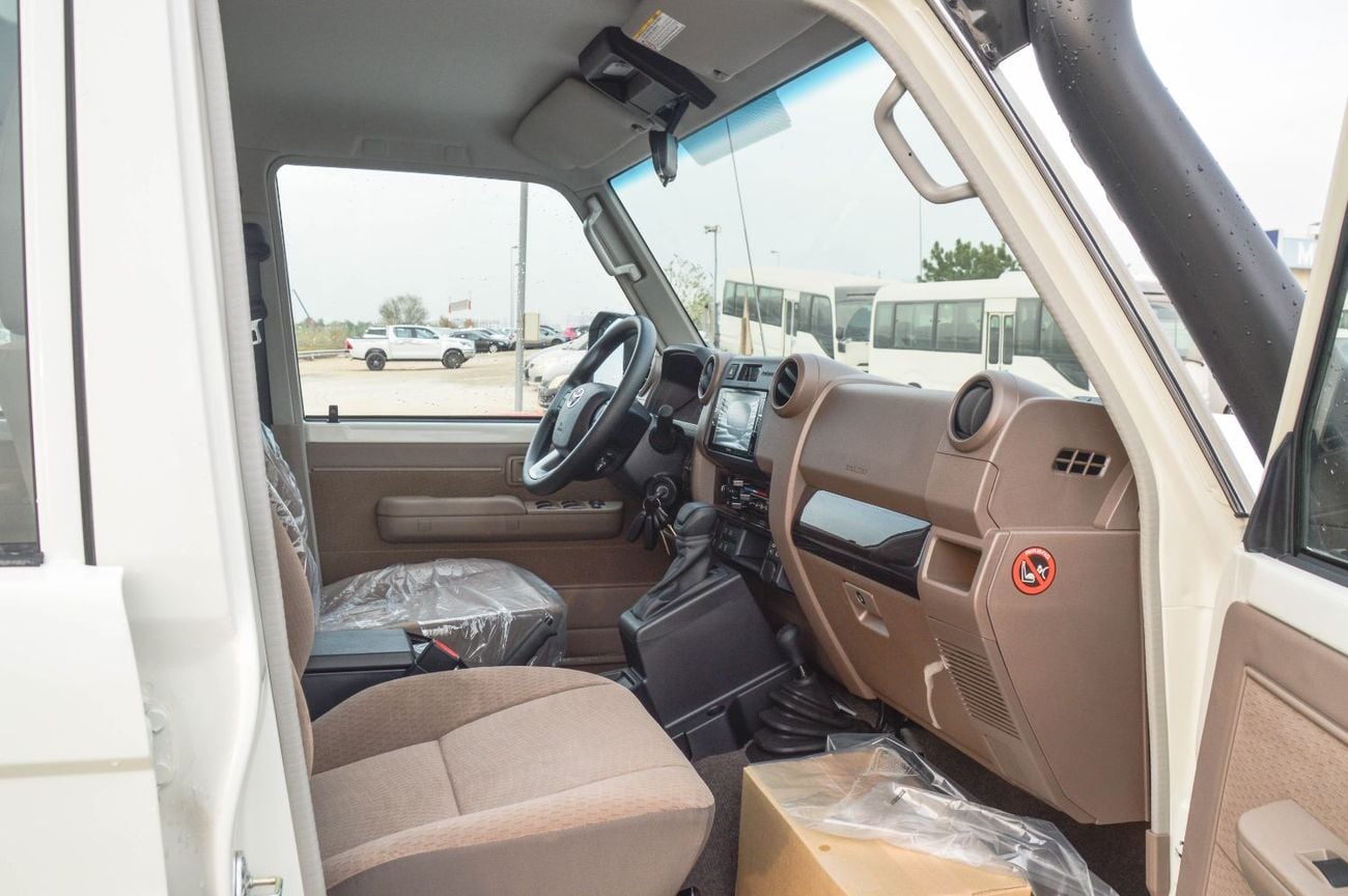 تويوتا لاند كروزر 70 LC76 LX 2.8L 4WD SUV 2026