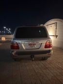 Toyota Land Cruiser VXR MID