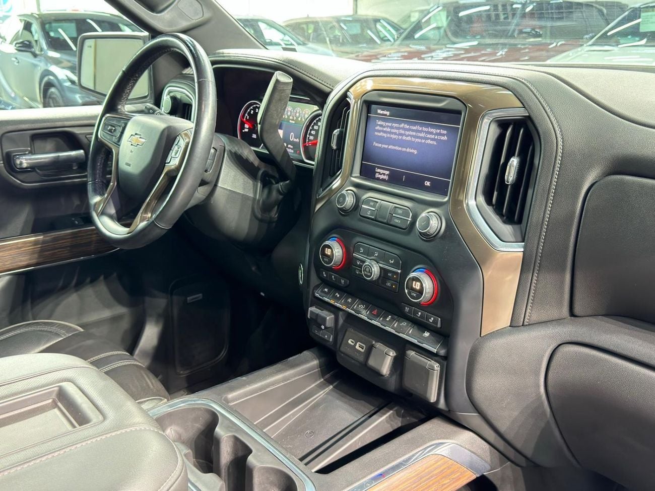 شيفروليه سيلفارادو 1500 CREW/CAB HIGH COUNTRY