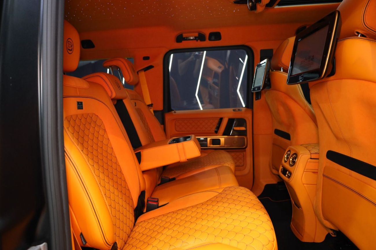 مرسيدس بنز G 63 AMG BRABUS G800 برابوس الأصلية، مصنوعة بالكامل من ألياف الكربون، مزودة بشاشات خلفية، وعتبات جانبية قابلة للسحب!