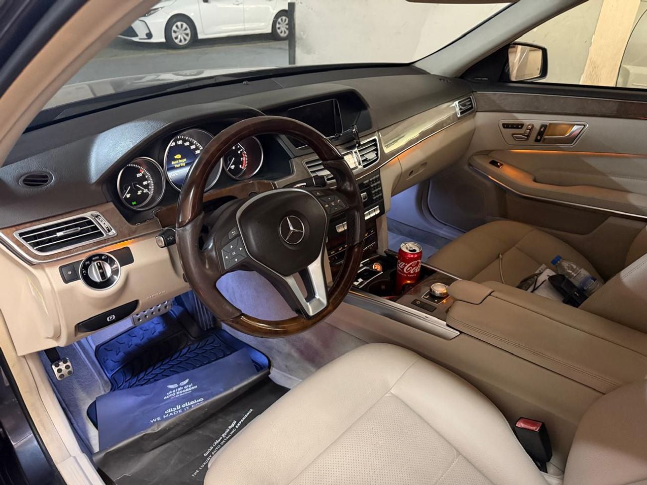 مرسيدس بنز E 350 سبورتس مرسيدس بنز الفئة E - سيارة سيدان ألمانية فاخرة. استمتع بتجربة هندسة ألمانية فائقة، وراحة استثنائية،