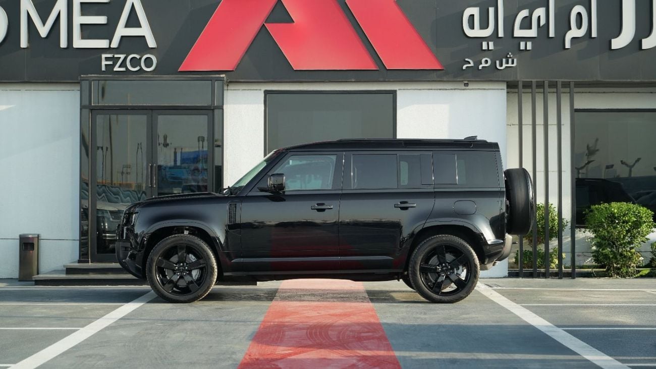 Land Rover Defender P400e X-DYNAMIC HSE Plug-in Hybrid Black-White 2026MY Export Only