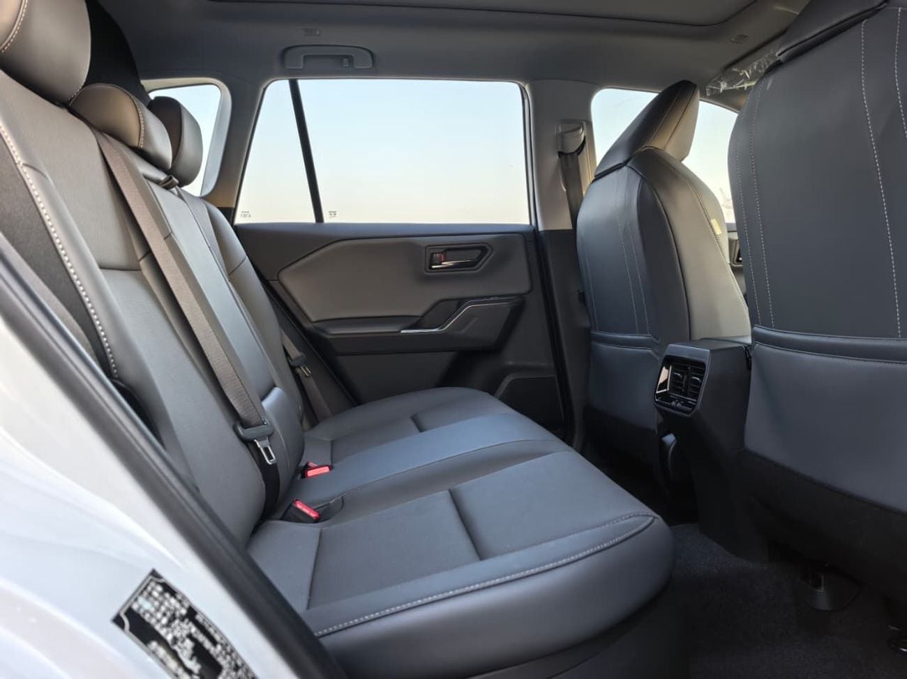Toyota RAV4 2.5L V4 HYBRID | PWR WITH LEATHER SEATS | PANORAMIC ROOF | LUXURY EDITION | MY2026