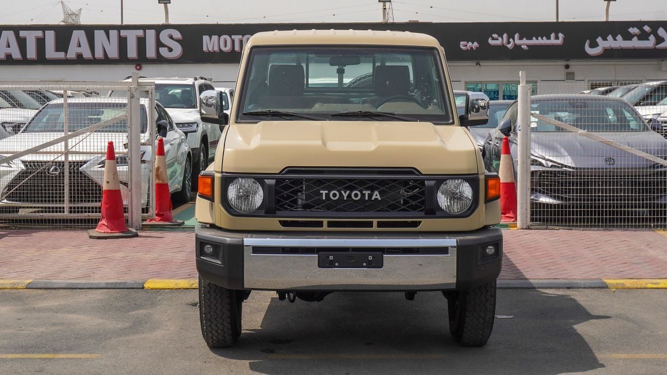 تويوتا لاند كروزر بيك آب 4.0L Oman Specs