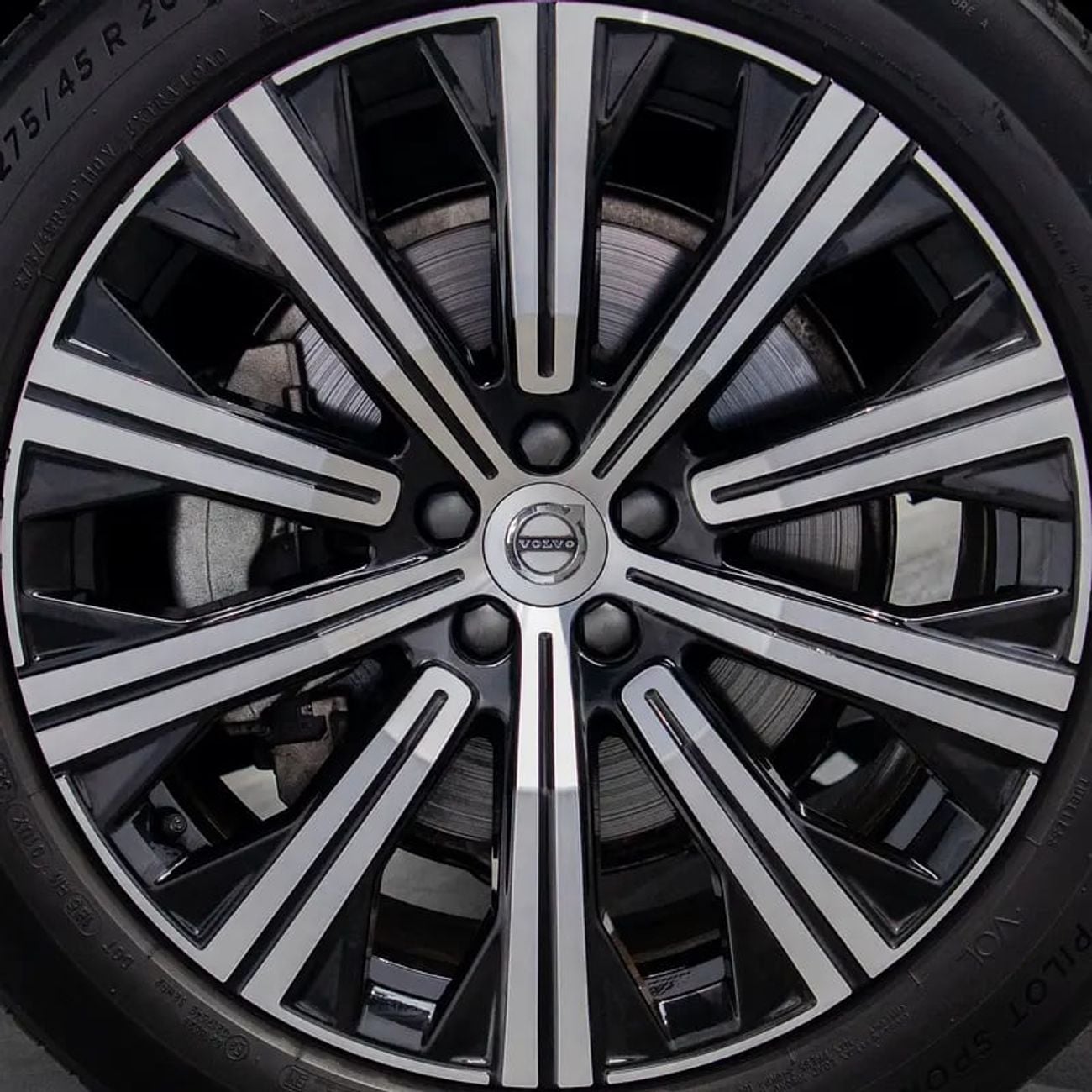 Volvo XC90 ULTIMATE BRIGHT 0% DP Available • Warranty until • FDSH • GCC