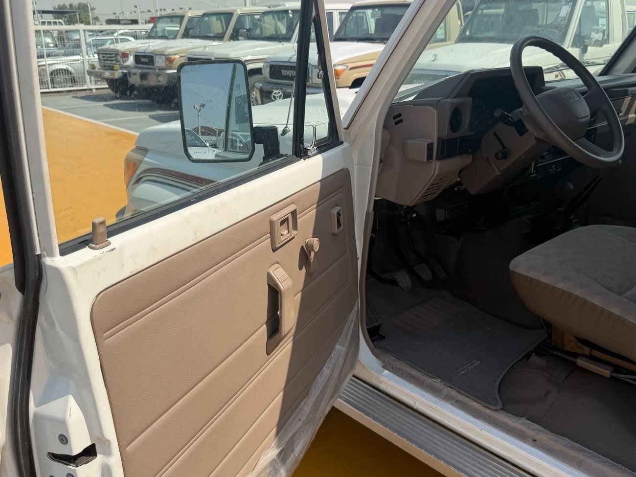 Toyota Land Cruiser 70 LC79 LX Toyota LC71 2008