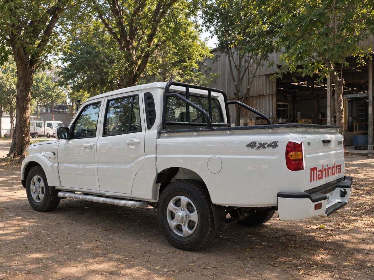Mahindra Pick Up
