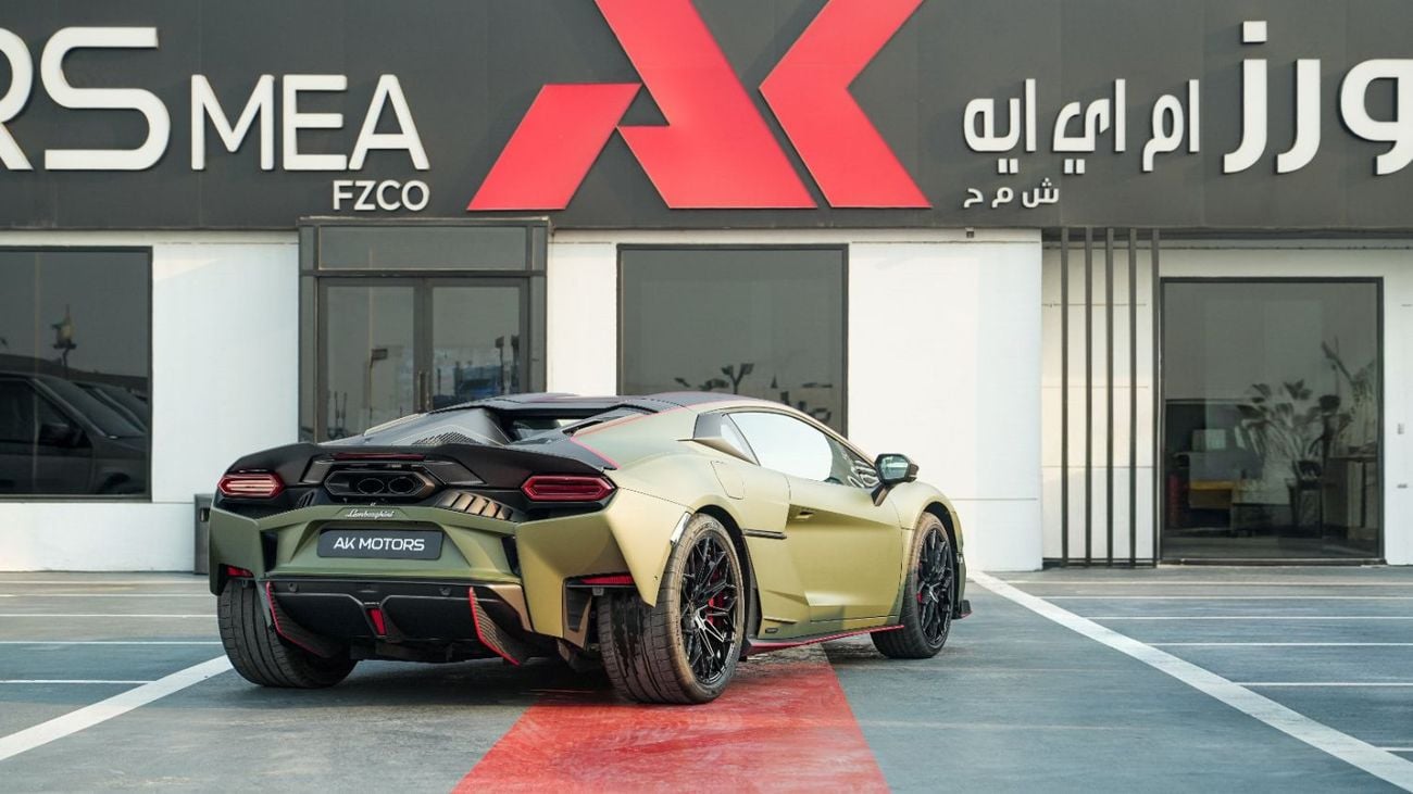 لامبورغيني تيمياراريو سبورتيفا أخضر عسكري مطفي 2026MY للتصدير فقط