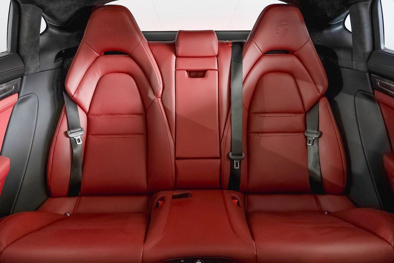 Porsche Panamera GTS