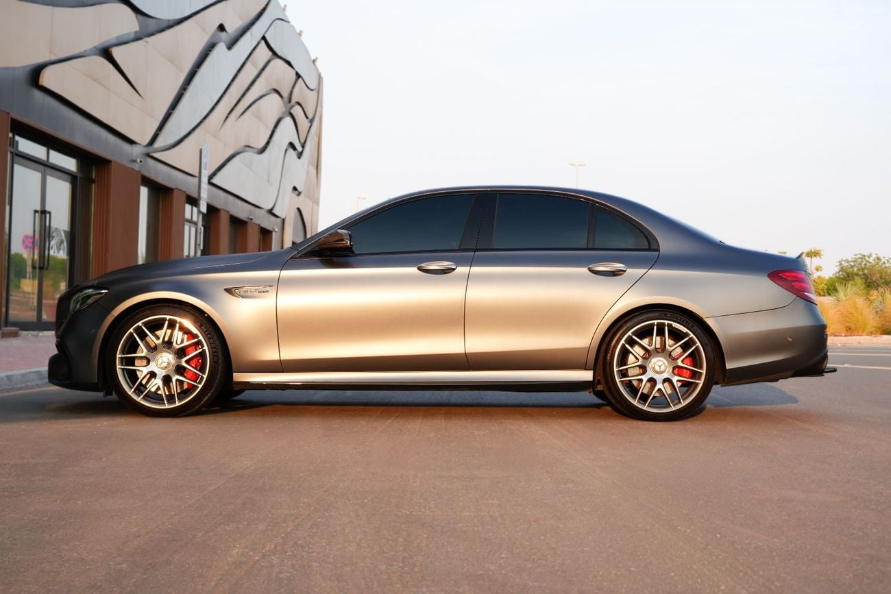 Mercedes Benz E63 AMG S