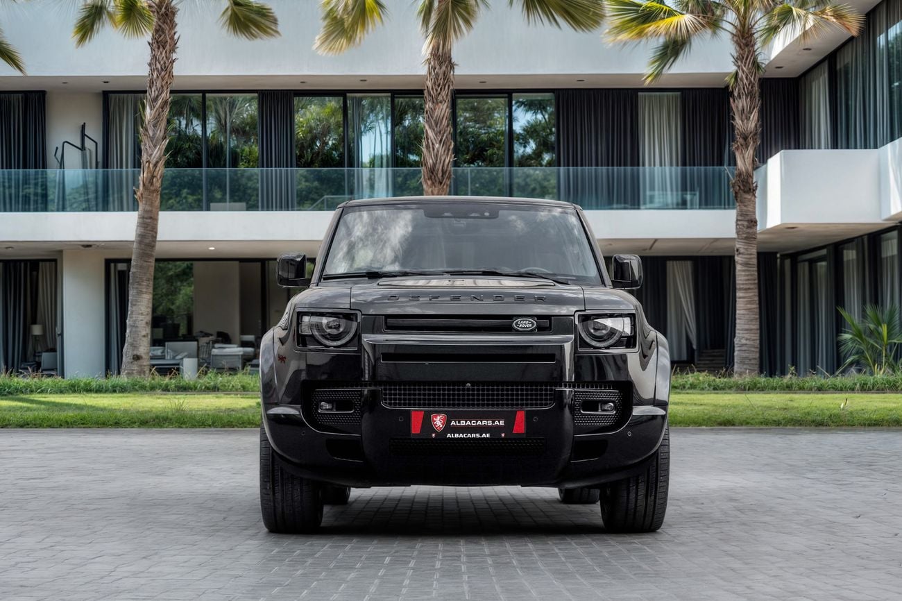 Land Rover Defender 90 SE P300 Defender SE P300 | 4,505 P.M | 0% Downpayment | Agency Warranty!